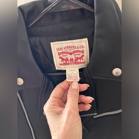 Levi’s jacket - Picture 8 of 8